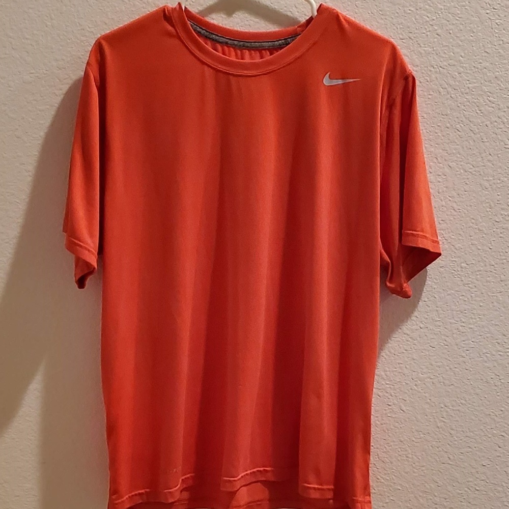 Nike Dri-Fit Short Sleeve Running/Workout shirt